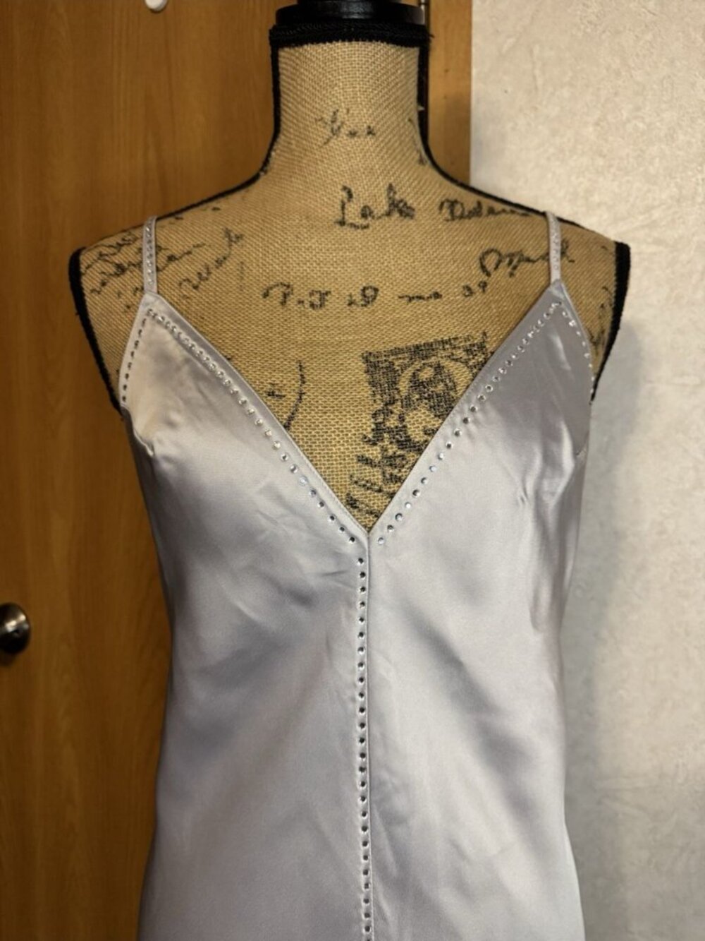 VICTORIAS SECRET Satin Slip Dress Rhinestone MEDIUM Feminine Sexy Date Romantic - Picture 8 of 10